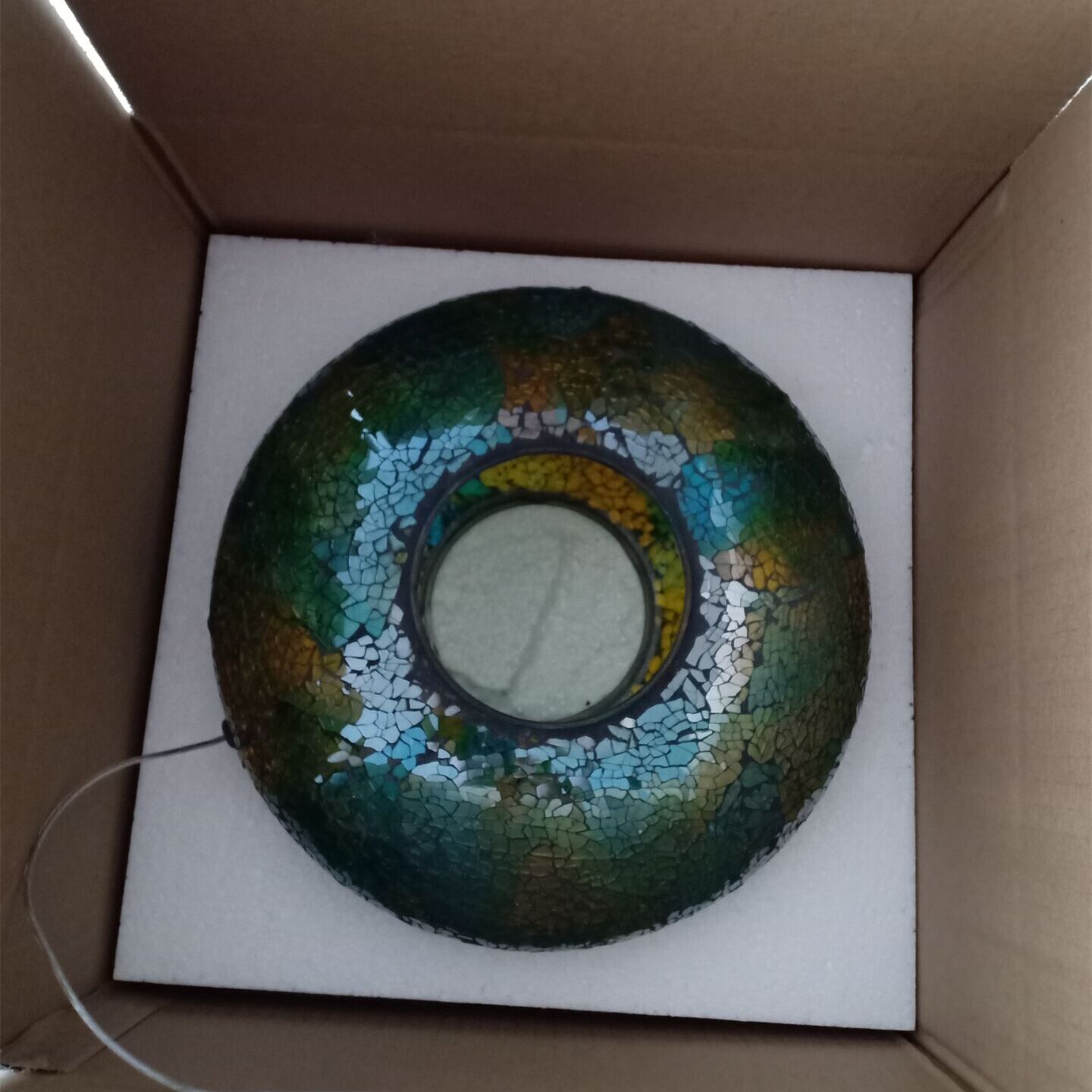 Мозаичная кормушка для птиц.jpg Мозаичная кормушка для птиц.jpg