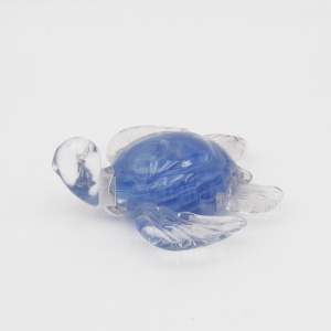 Лазурный камень ручной работы