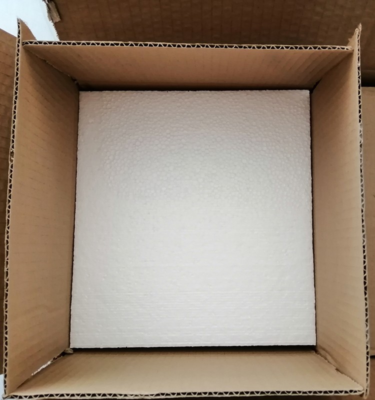 Мозаичная кормушка для птиц.jpg Мозаичная кормушка для птиц.jpg