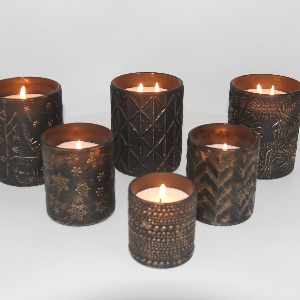 حامل الشمعة بالكهرباء