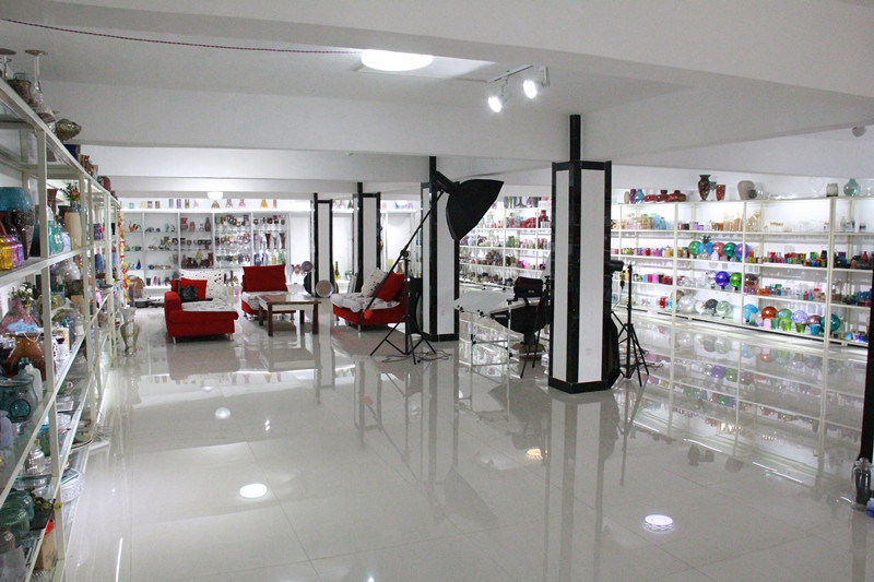 Мозаичная кормушка для птиц.jpg Мозаичная кормушка для птиц.jpg